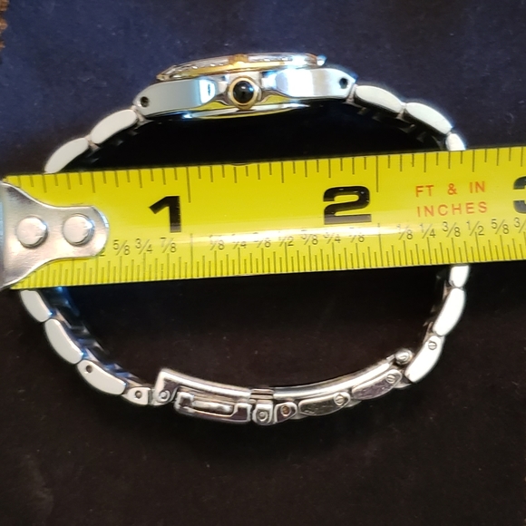 Citizen Eco-Drive Riva, Diamond Accent, MOP, Women's Two-Tone 26mm, EUC! - Picture 12 of 17